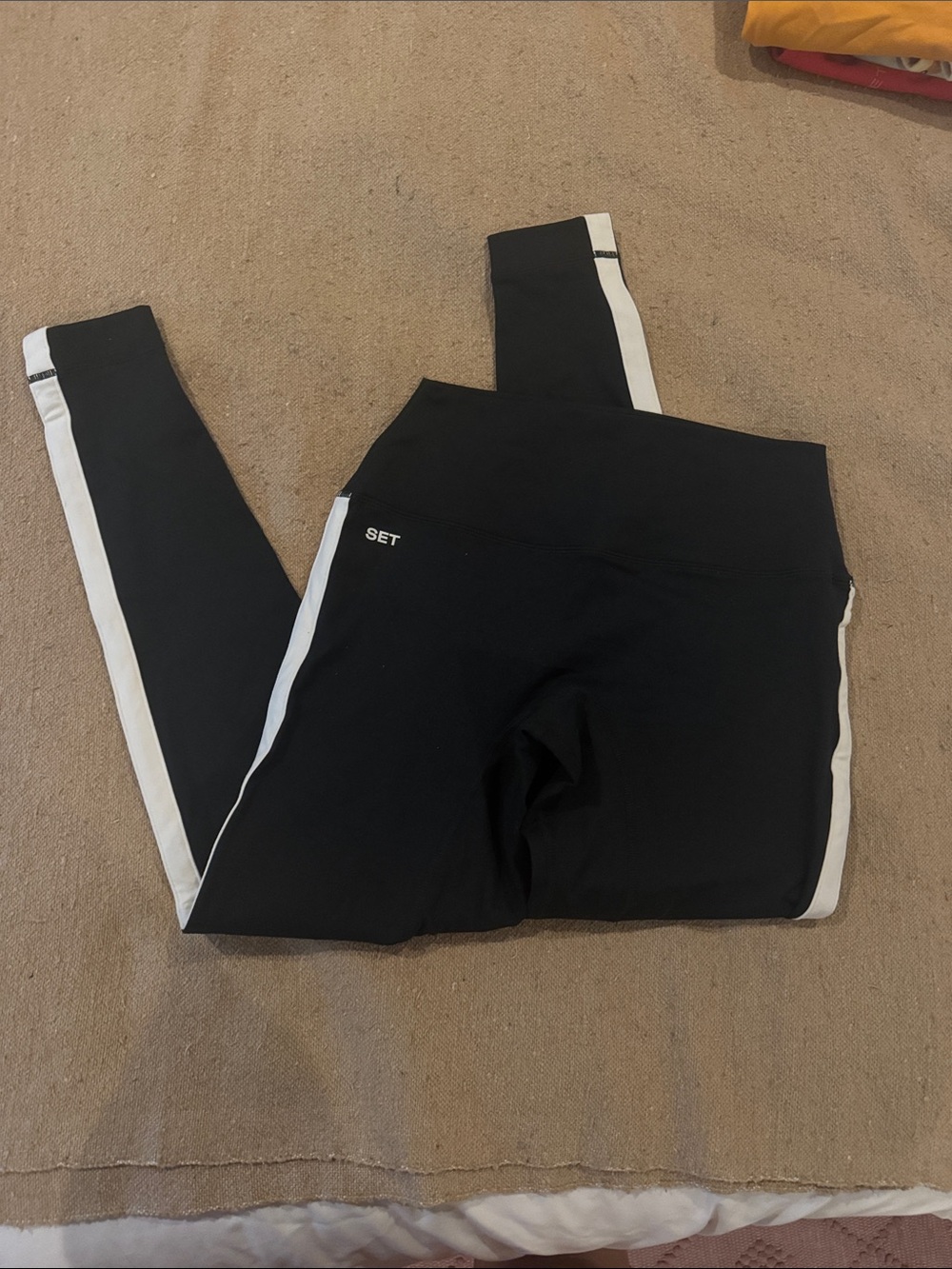 SET Active Dark Green Leggings with White Side Stripes
